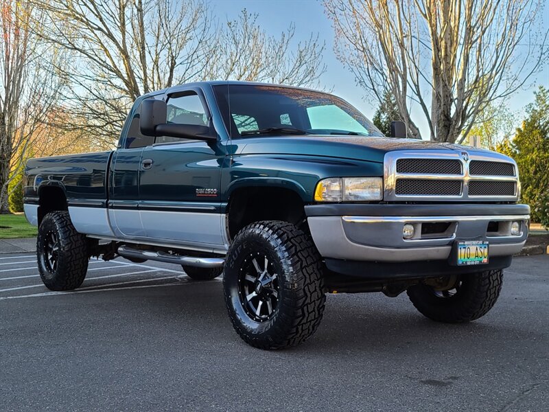 1999 Dodge Ram 2500 Laramie Quad Cab / 4X4 / 5.9L CUMMINS DIESEL /  5-SPEED MANUAL / NEW MOTO METAL WHEELS / NEW TIRES / LIFTED !! - Photo 66 - Portland, OR 97217