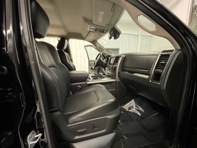 2013 RAM 1500 Sport  / Heated & Ventilated Seats/ Navi - Photo 16 - Gladstone, OR 97027