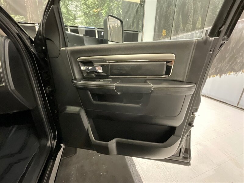 2013 RAM 1500 Sport  / Heated & Ventilated Seats/ Navi - Photo 38 - Gladstone, OR 97027