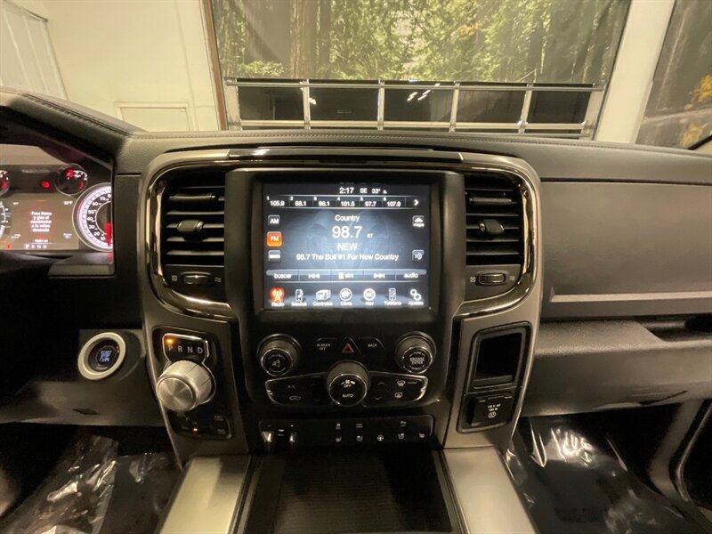 2013 RAM 1500 Sport  / Heated & Ventilated Seats/ Navi - Photo 20 - Gladstone, OR 97027