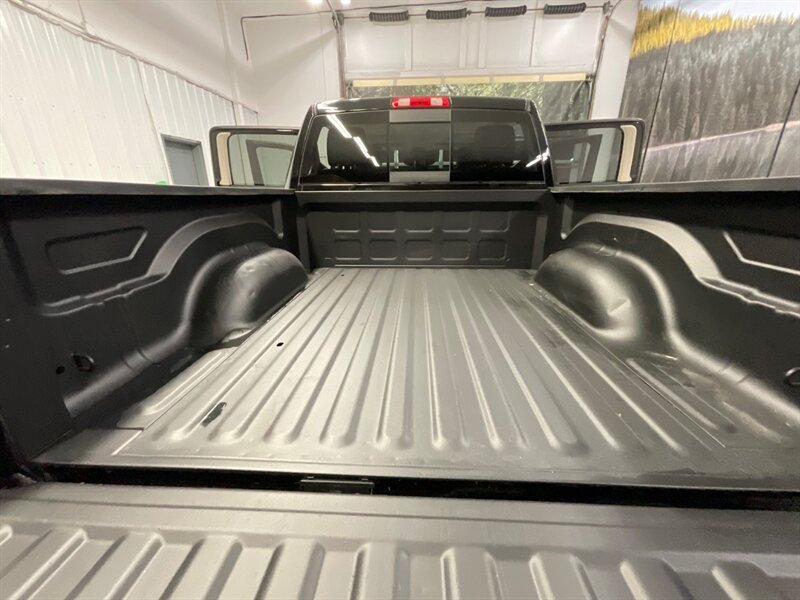 2013 RAM 1500 Sport  / Heated & Ventilated Seats/ Navi - Photo 33 - Gladstone, OR 97027