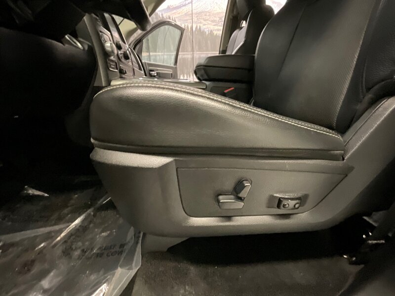 2013 RAM 1500 Sport  / Heated & Ventilated Seats/ Navi - Photo 39 - Gladstone, OR 97027