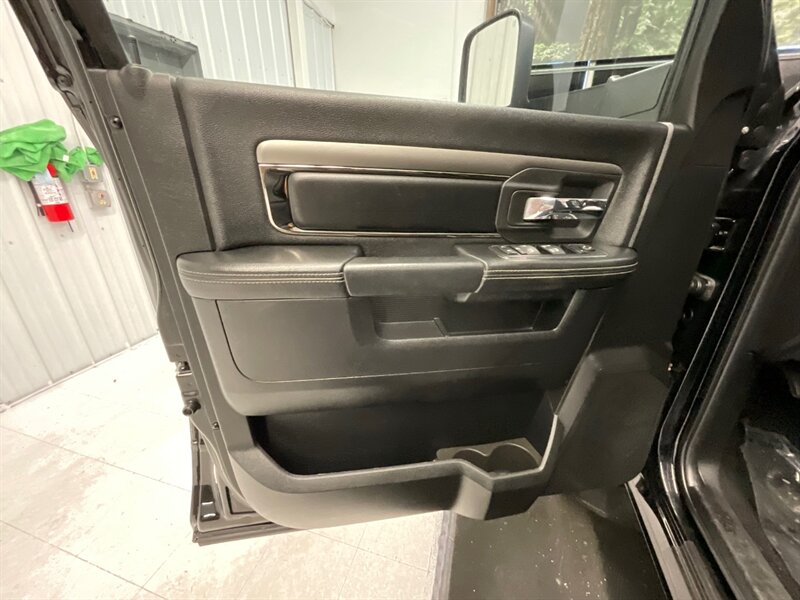 2013 RAM 1500 Sport  / Heated & Ventilated Seats/ Navi - Photo 37 - Gladstone, OR 97027