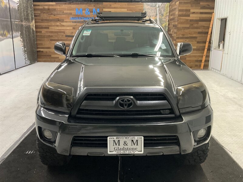 2007 Toyota 4Runner SR5 4X4 / 4.7L V8 / 3RD ROW SEAT / LIFTED  / NEW 33 " MD TIRES/ RUST FREE - Photo 5 - Gladstone, OR 97027