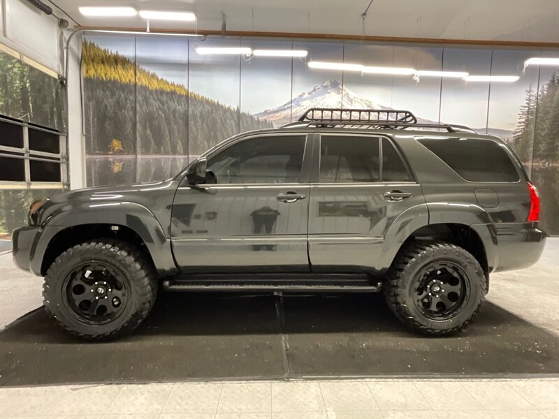 2007 Toyota 4Runner SR5 4X4 / 4.7L V8 / 3RD ROW SEAT / LIFTED  / NEW 33 " MD TIRES/ RUST FREE - Photo 3 - Gladstone, OR 97027