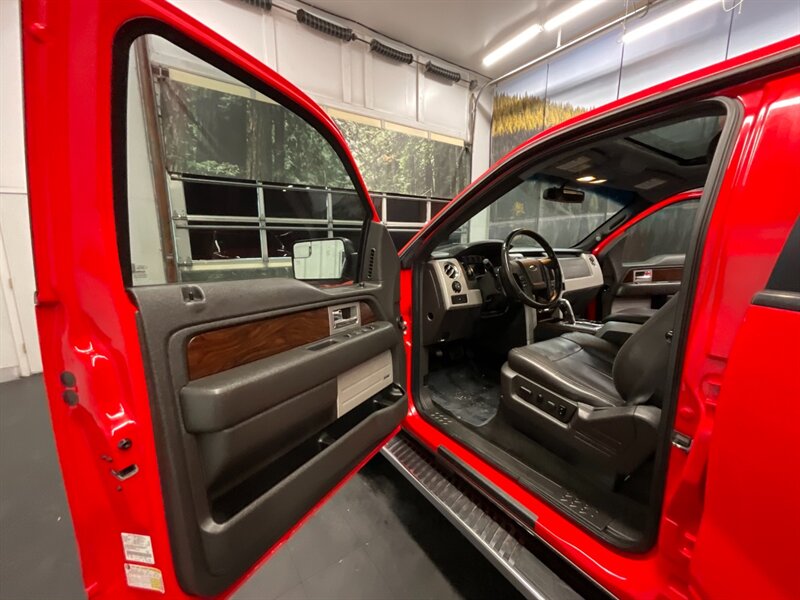 2012 Ford F-150 Lariat Crew Cab 4X4 / 3.5L V6 ECOBOOST / Leather  Navigation / Sunroof / XD WHEELS / LOCAL TRUCK / RUST FREE / SHARP & CLEAN !! - Photo 11 - Gladstone, OR 97027