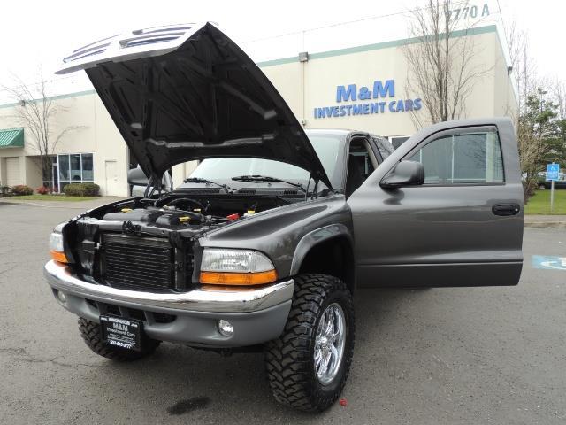 2004 Dodge Dakota SLT Club Cab 4X4 / V8 4.7L / LIFTED !!   - Photo 38 - Portland, OR 97217