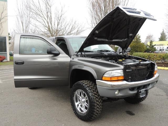 2004 Dodge Dakota SLT Club Cab 4X4 / V8 4.7L / LIFTED !!   - Photo 36 - Portland, OR 97217