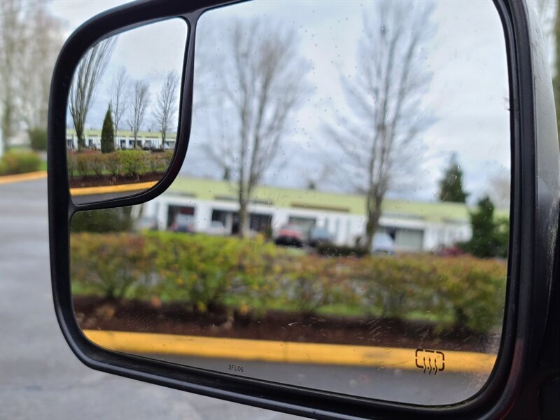 2006 Dodge Ram 3500 SLT DUALLY / 4X4 / 1-TON / V8 / LONG BED /  NEW TIRES / 1-OWNER / VERY LOW MILES - Photo 37 - Portland, OR 97217