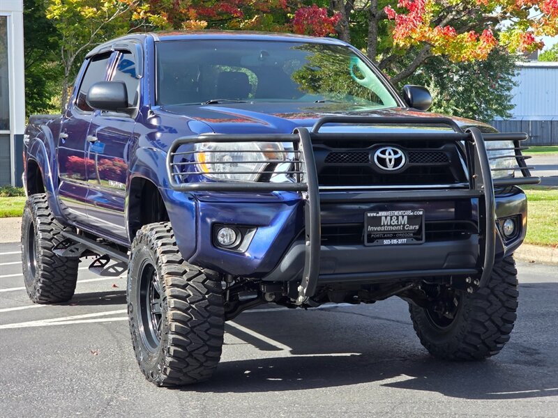 2012 Toyota Tacoma V6 DOUBLE CAB / 4X4 / TRD OFF ROAD / V6 4.0L / BRAND NEW LIFT / BRAND NEW TIRES / DIFF LOCK / CAM / RECORDS - Photo 2 - Portland, OR 97217