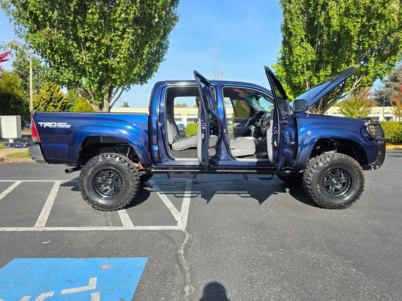 2012 Toyota Tacoma V6 DOUBLE CAB / 4X4 / TRD OFF ROAD / V6 4.0L / BRAND NEW LIFT / BRAND NEW TIRES / DIFF LOCK / CAM / RECORDS - Photo 24 - Portland, OR 97217
