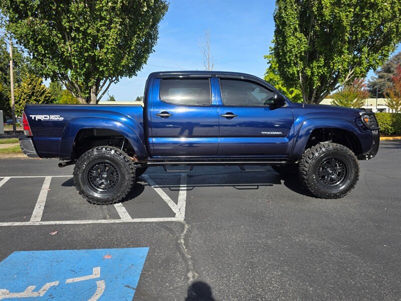 2012 Toyota Tacoma V6 DOUBLE CAB / 4X4 / TRD OFF ROAD / V6 4.0L / BRAND NEW LIFT / BRAND NEW TIRES / DIFF LOCK / CAM / RECORDS - Photo 4 - Portland, OR 97217