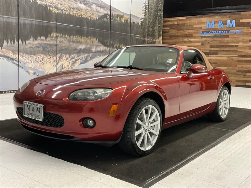 2006 Mazda MX-5 Miata Grand Touring Convertible / 6-SPEED / 1-OWNER  /LOCAL OREGON CAR / Leather Seats / 94,000 MILES - Photo 1 - Gladstone, OR 97027