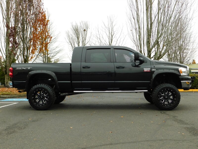 2008 Dodge Ram 2500 SXT Mega Cab 4X4 5.7L HEMI / LIFTED LIFTED   - Photo 4 - Portland, OR 97217