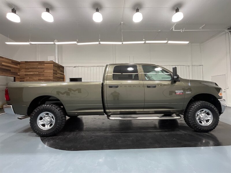 2012 RAM 2500 ST Crew Cab 4X4 / 5.7L V8 HEMI/ ONLY  48,000 MILES  / BACKUP CAMERA - Photo 4 - Gladstone, OR 97027