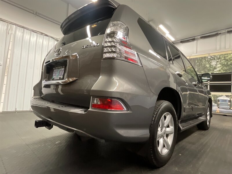 2014 Lexus GX 460 Sport Utility / AWD / 3RD SEAT / DVD / Camera   - Photo 10 - Gladstone, OR 97027