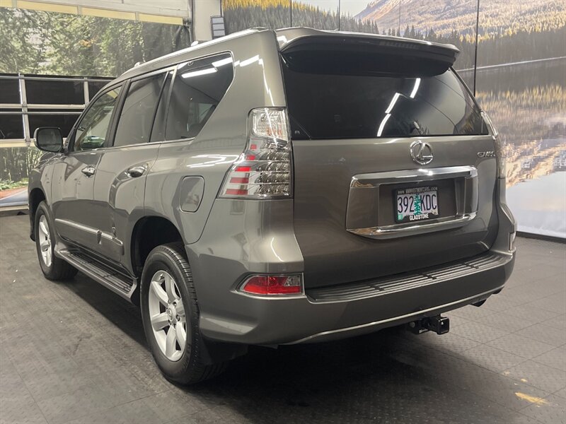 2014 Lexus GX 460 Sport Utility / AWD / 3RD SEAT / DVD / Camera   - Photo 7 - Gladstone, OR 97027