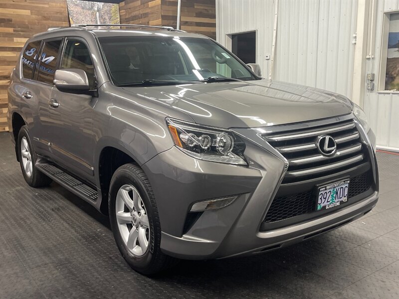 2014 Lexus GX 460 Sport Utility / AWD / 3RD SEAT / DVD / Camera   - Photo 2 - Gladstone, OR 97027