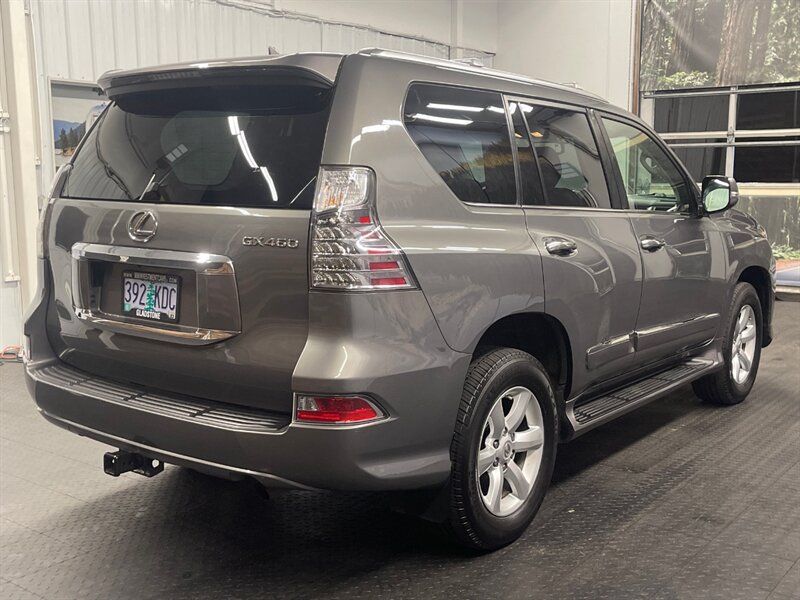 2014 Lexus GX 460 Sport Utility / AWD / 3RD SEAT / DVD / Camera   - Photo 8 - Gladstone, OR 97027