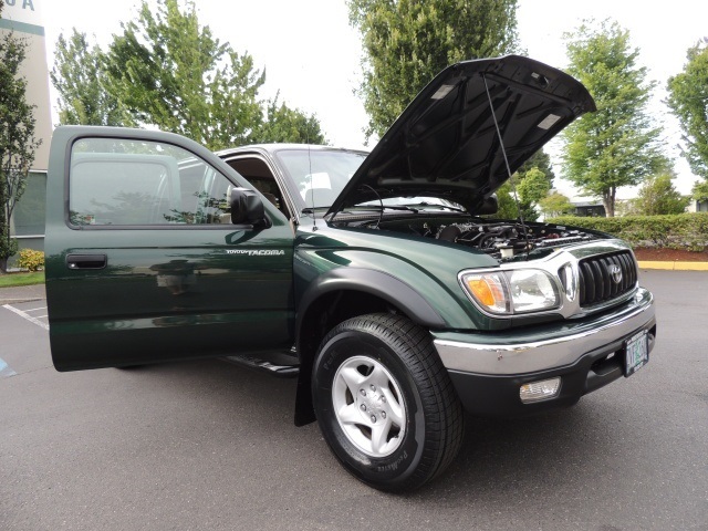 2004 Toyota Tacoma PreRunner V6 / Double Cab / 1-Owner / LOW MILES   - Photo 17 - Portland, OR 97217