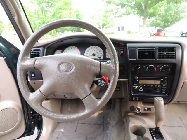 2004 Toyota Tacoma PreRunner V6 / Double Cab / 1-Owner / LOW MILES   - Photo 36 - Portland, OR 97217