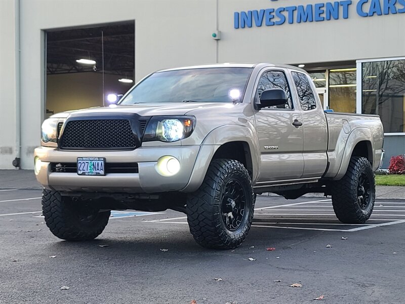 2006 Toyota Tacoma 4X4 / V6 4.0L / XD WHEELS / MT TIRES / LIFTED  / NO RUST / LED's / GREAT CONDITION / VERY SHARP - Photo 1 - Portland, OR 97217