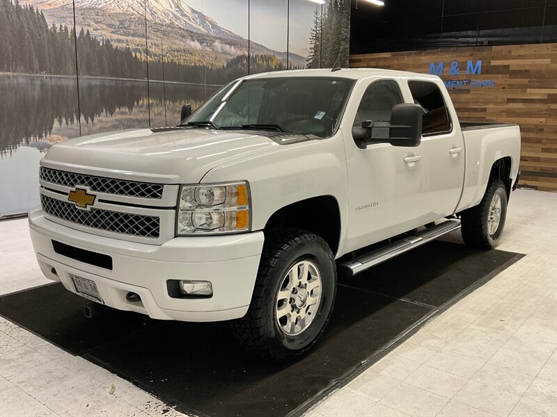 2013 Chevrolet Silverado 2500 LTZ Crew Cab 4X4 / 6.6L DIESEL / 1-OWNER  / Leather w. Heated & Cooled Seats / Navigation / BRAND NEW TIRES / 103,000 MILES - Photo 25 - Gladstone, OR 97027