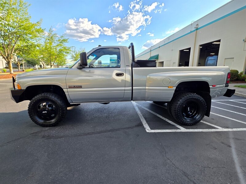 1995 Dodge Ram 3500 DUALLY / 4X4 / 12-VALVE / 5.9L DIESEL / LONG BED / SINGLE CAB / CUMMINS / 1-TON - Photo 3 - Portland, OR 97217