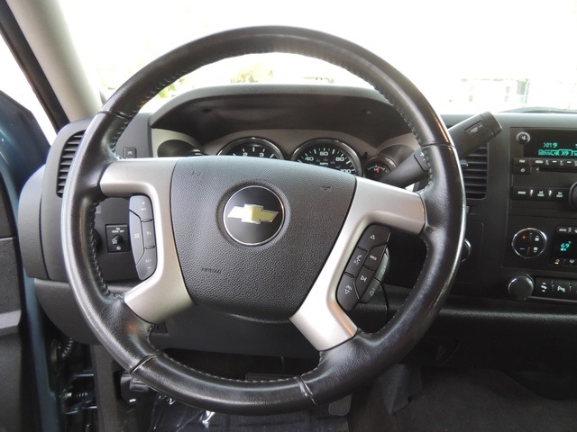 2012 Chevrolet Silverado 3500 LT/ Crew Cab / 4X4 / DURAMAX DIESEL/ LONG BED