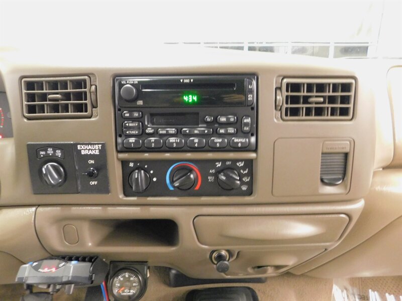 2002 Ford F-250 Lariat Crew Cab 4X4   - Photo 19 - Gladstone, OR 97027