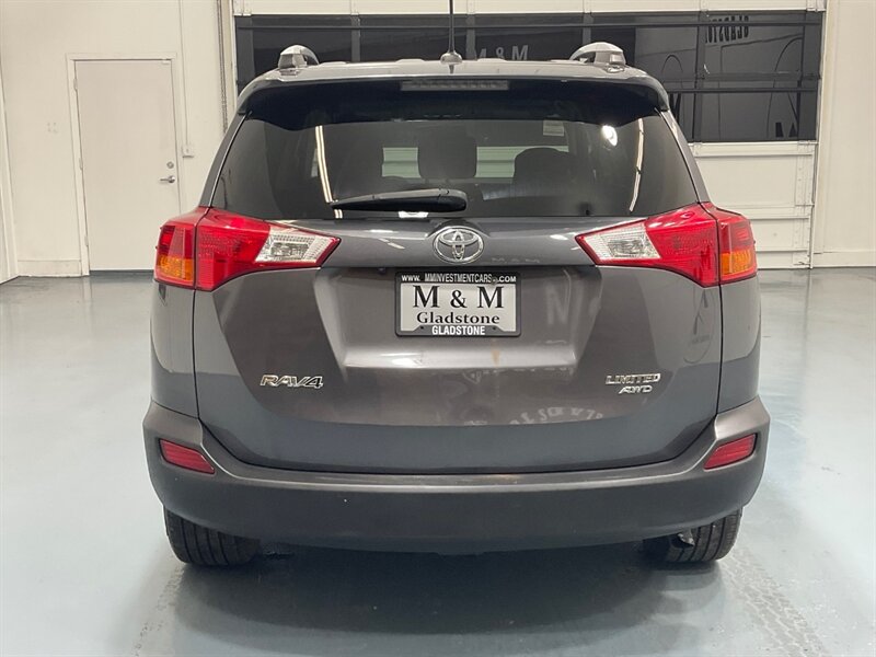 2014 Toyota RAV4 Limited 4X4 / Leather / Sunroof / 1-OWNER LOCAL  / Backup Camera & Heated Seats - Photo 6 - Gladstone, OR 97027