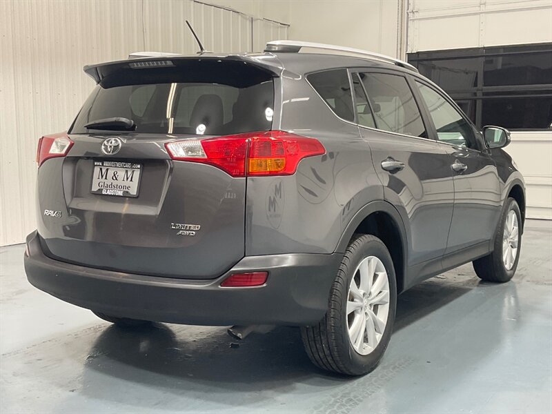 2014 Toyota RAV4 Limited 4X4 / Leather / Sunroof / 1-OWNER LOCAL  / Backup Camera & Heated Seats - Photo 7 - Gladstone, OR 97027