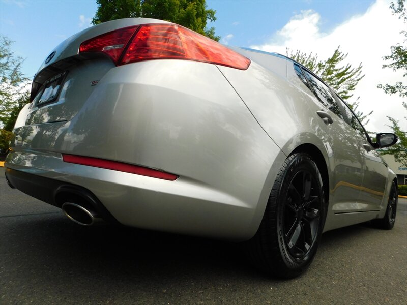 2011 Kia Optima GDi LX Sedan / 4-cyl / Fresh Trade / LOW 81K MILES - Photo 11 - Portland, OR 97217