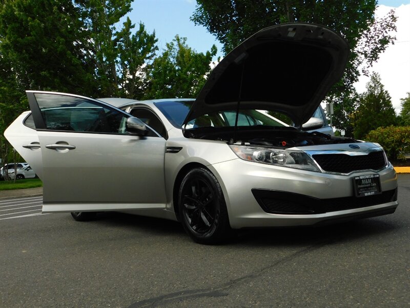 2011 Kia Optima GDi LX Sedan / 4-cyl / Fresh Trade / LOW 81K MILES - Photo 22 - Portland, OR 97217