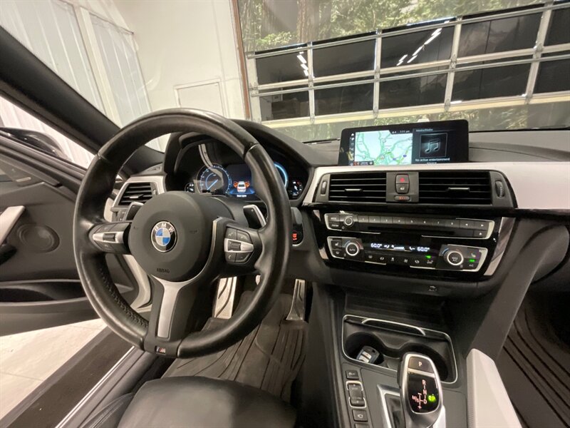 2018 BMW 340i xDrive awd /6Cyl TURBO/Sport Pkg/ 27,000 MILE  / Leather & Heated seats / Navigation & Cameras / SHARP & FAST!! - Photo 32 - Gladstone, OR 97027