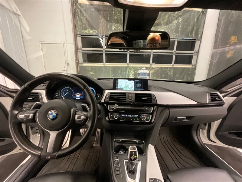 2018 BMW 340i xDrive awd /6Cyl TURBO/Sport Pkg/ 27,000 MILE  / Leather & Heated seats / Navigation & Cameras / SHARP & FAST!! - Photo 16 - Gladstone, OR 97027