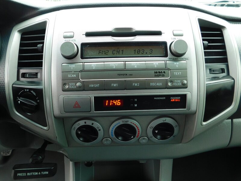 2010 Toyota Tacoma V6 SR5 Double Cab 4X4 / 6-SPEED MANUAL / LIFTED   - Photo 17 - Portland, OR 97217