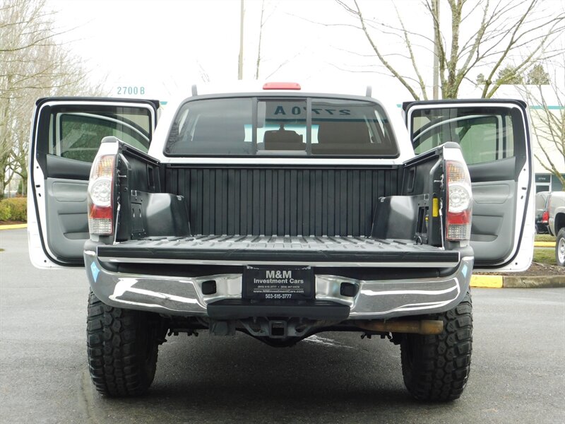 2010 Toyota Tacoma V6 SR5 Double Cab 4X4 / 6-SPEED MANUAL / LIFTED   - Photo 28 - Portland, OR 97217