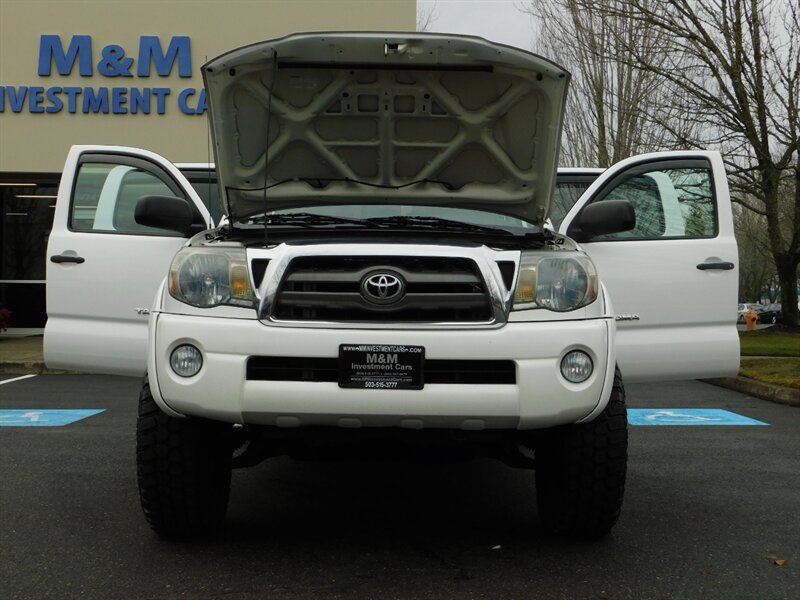 2010 Toyota Tacoma V6 SR5 Double Cab 4X4 / 6-SPEED MANUAL / LIFTED   - Photo 32 - Portland, OR 97217