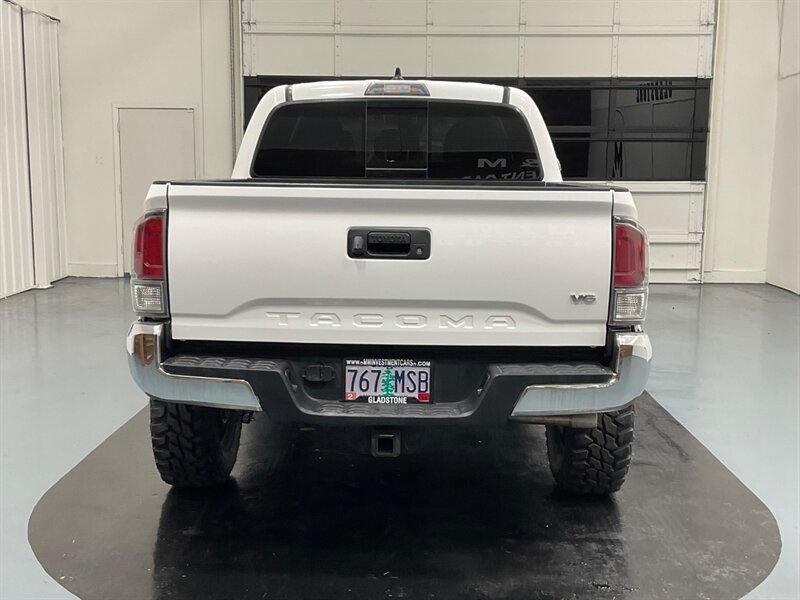 2020 Toyota Tacoma TRD Off-Road 4x4 /V6/ NEW LIFT WHEELS TIRES  / LOCAL OREGON TRUCK / NO RUST - Photo 7 - Gladstone, OR 97027