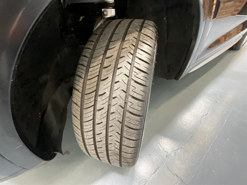 2018 Audi Q5 2.0T quattro Premium Plus AWD / Panoramic Sunroof / Navigation & Backup Camera / Leather Heated Seats - Photo 24 - Gladstone, OR 97027