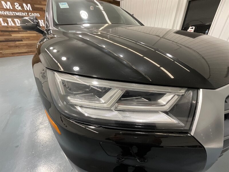 2018 Audi Q5 2.0T quattro Premium Plus AWD / Panoramic Sunroof / Navigation & Backup Camera / Leather Heated Seats - Photo 27 - Gladstone, OR 97027