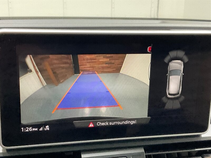 2018 Audi Q5 2.0T quattro Premium Plus AWD / Panoramic Sunroof / Navigation & Backup Camera / Leather Heated Seats - Photo 16 - Gladstone, OR 97027