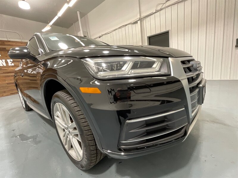2018 Audi Q5 2.0T quattro Premium Plus AWD / Panoramic Sunroof / Navigation & Backup Camera / Leather Heated Seats - Photo 56 - Gladstone, OR 97027