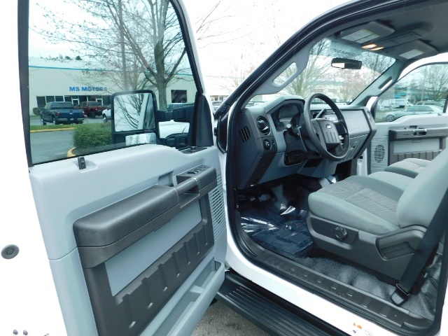 2011 Ford F-550 XL/Crew Cab / 4X4 / 6.7L DIESEL/ DUALLY FLAT BED   - Photo 13 - Portland, OR 97217