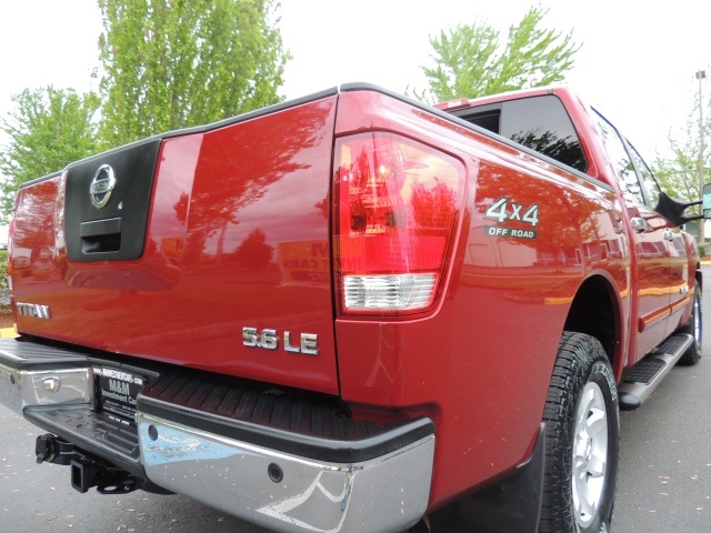 2005 Nissan Titan LE / 4X4 / Leather/ Navigation / Sunroof / DVD   - Photo 12 - Portland, OR 97217