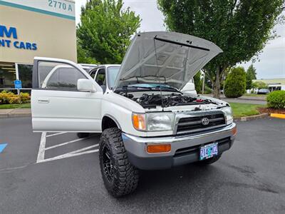 1997 Toyota 4Runner 4X4 V6/ 5-SPEED MANUAL / TIMING BELT DONE / LIFTED / NEW TIRES / NEW WHEELS / NEW LIFT / ZERO RUST !! - Photo 25 - Portland, OR 97217