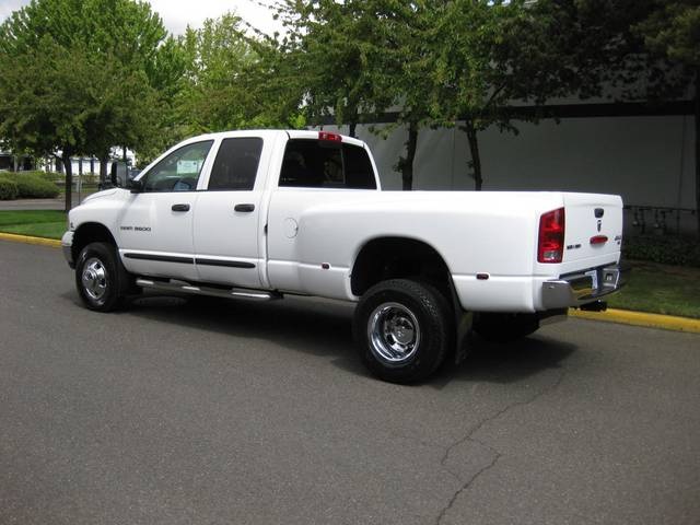 2005 Dodge Ram 3500 SLT Dually   - Photo 4 - Portland, OR 97217