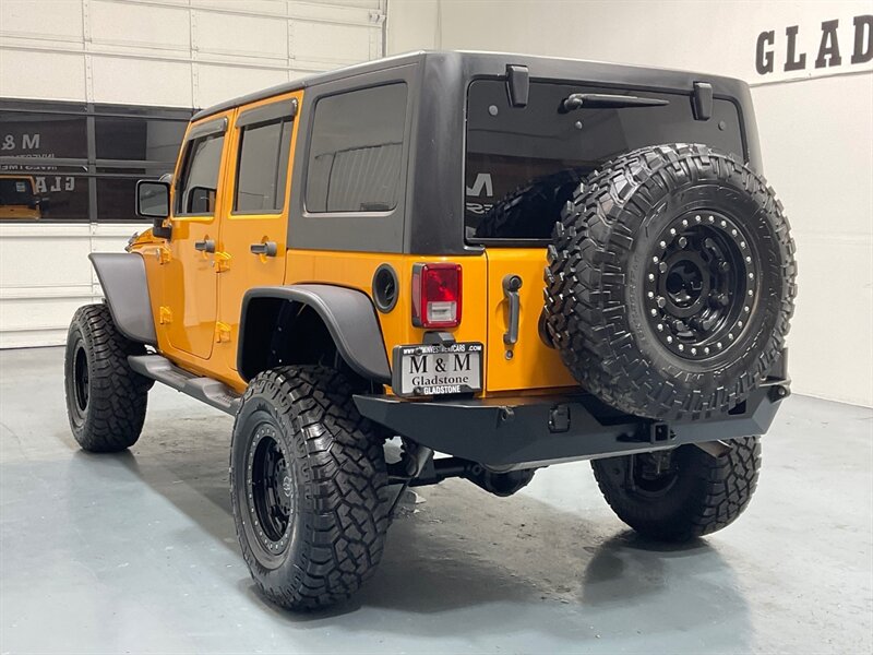 2012 Jeep Wrangler Unlimited Rubicon 4X4 / V6 /6-SPEED MANUAL /LIFTED / BRAND NEW 35 " MUD TIRES / Navigation / WINCH / ZERO RUST/ 77K MILES - Photo 8 - Gladstone, OR 97027