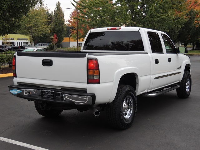 2005 GMC Sierra 2500 SLT / 4X4 / 6.6L DIESEL / Leather / Sunroof / DVD